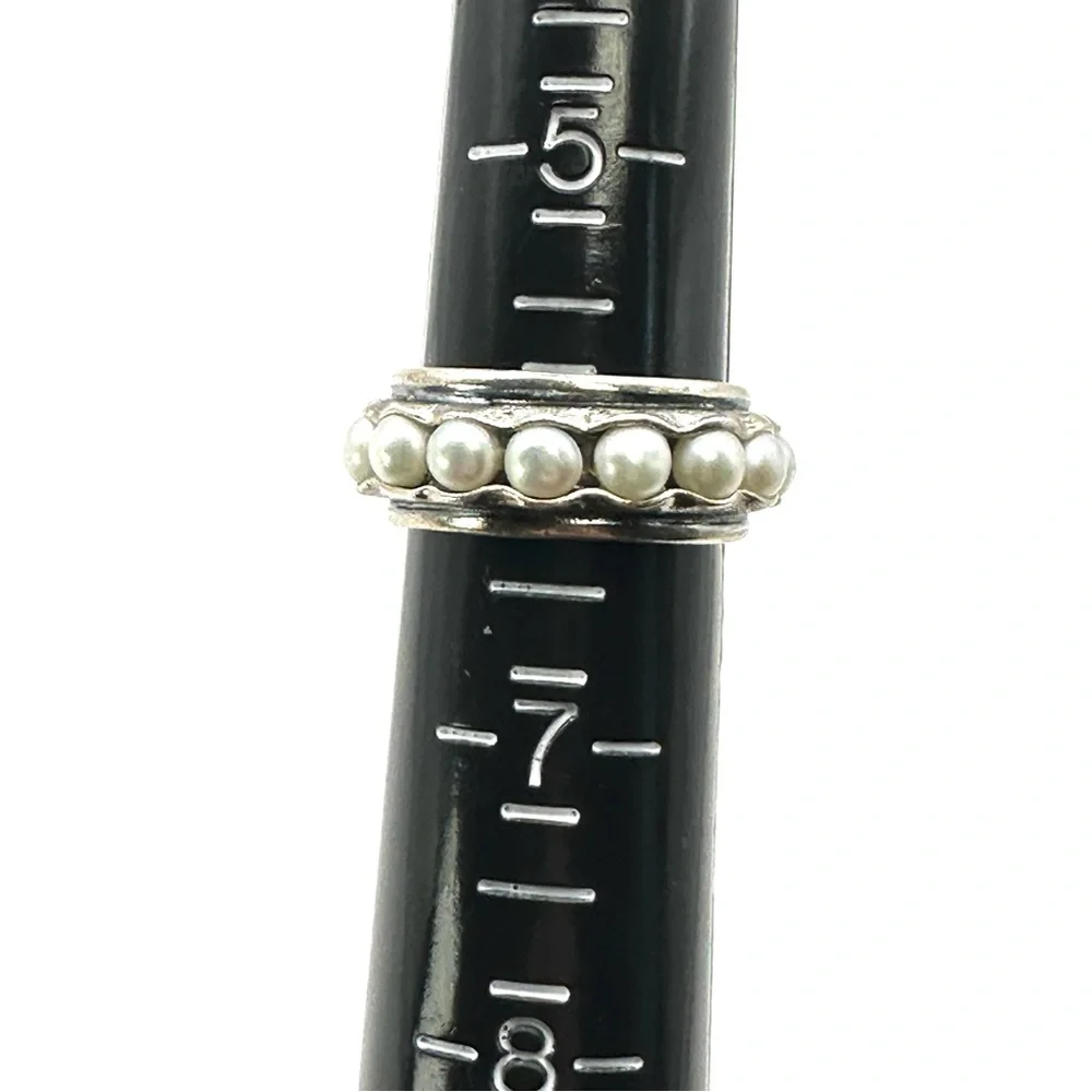 Silpada Retired R2209  Silver Nested Pearls  Ring Size 6